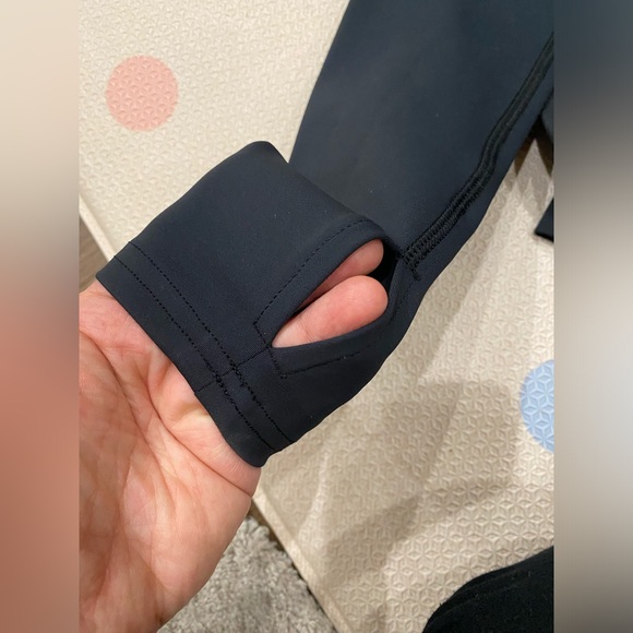 NWT Outdoor Voices black Frostknit hoodie, zipper pockets. Multiple sizes - Picture 5 of 8